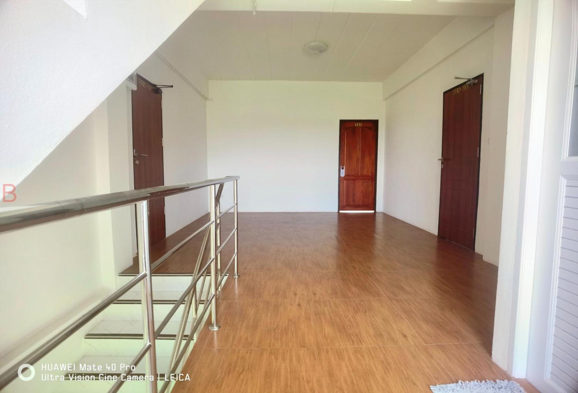 Yyk Hostel 24H Ban Khlong Krang Bagian luar foto
