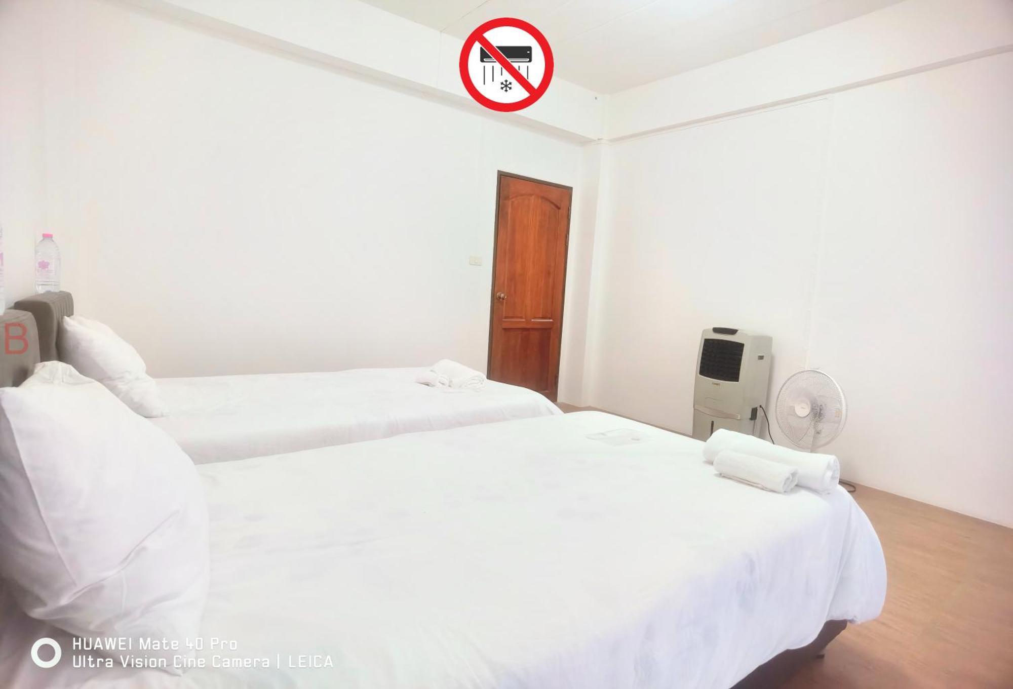 Yyk Hostel 24H Ban Khlong Krang Bagian luar foto