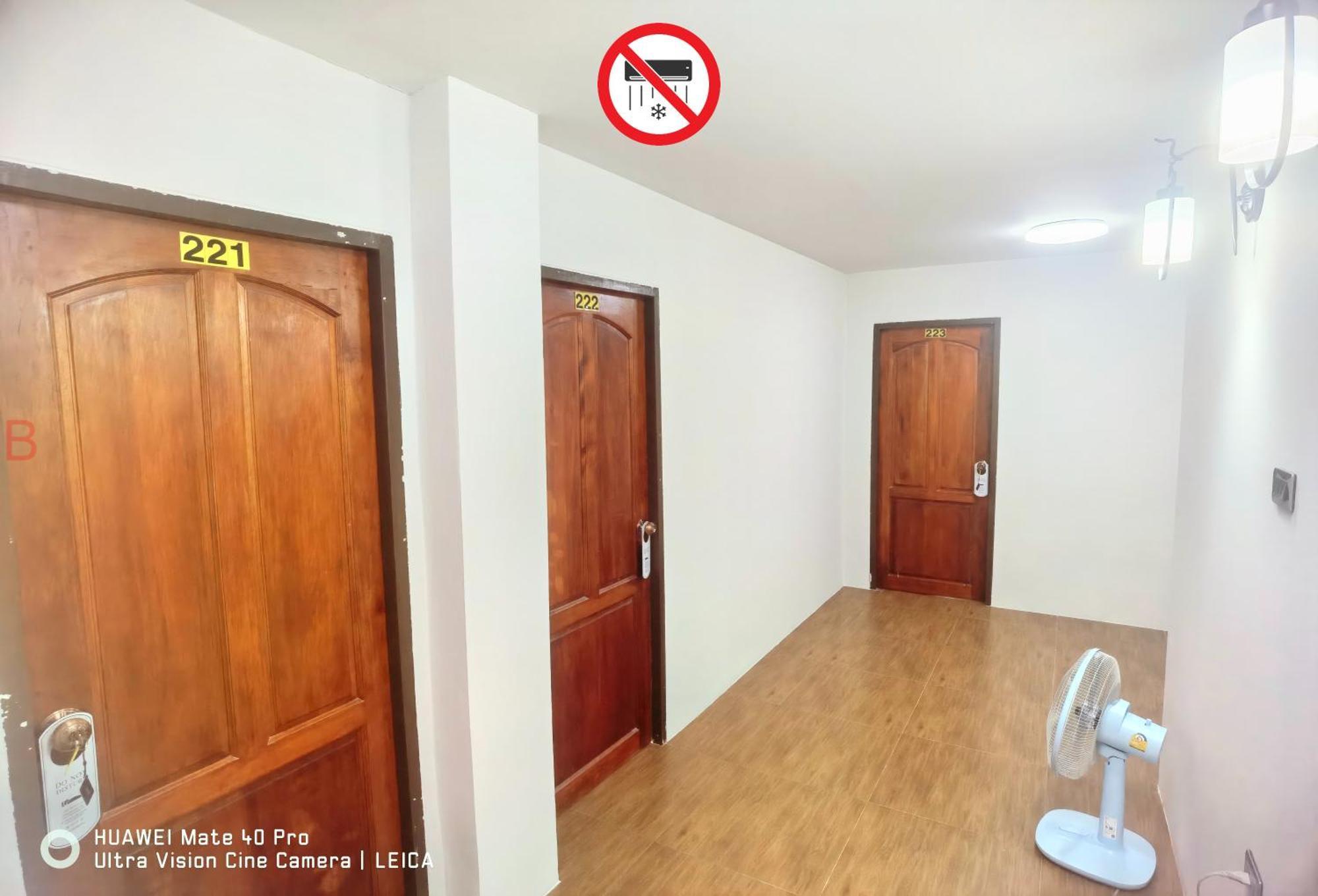 Yyk Hostel 24H Ban Khlong Krang Bagian luar foto
